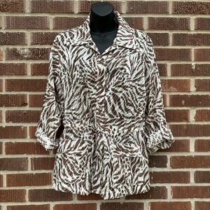 Alfred Dunner Animal Print Shimmer 3/4 sleeves Pockets light Jacket Size 12